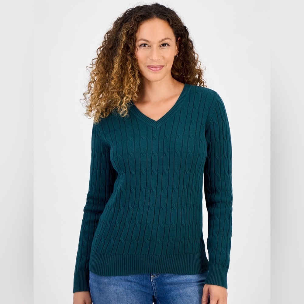 Style & Co. Green V-Neck Cable Knit Sweater